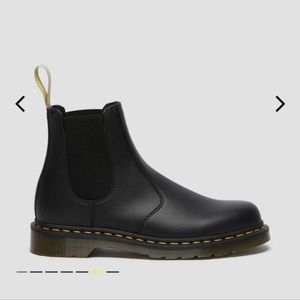 Doc Martens Black  Leather 7US